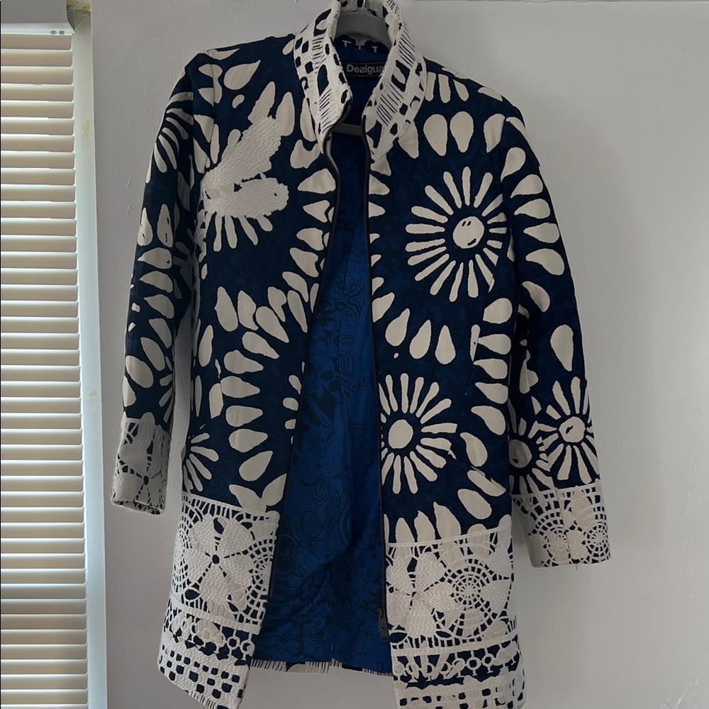 Desigual Women's Navy and Cream Floral Blazer